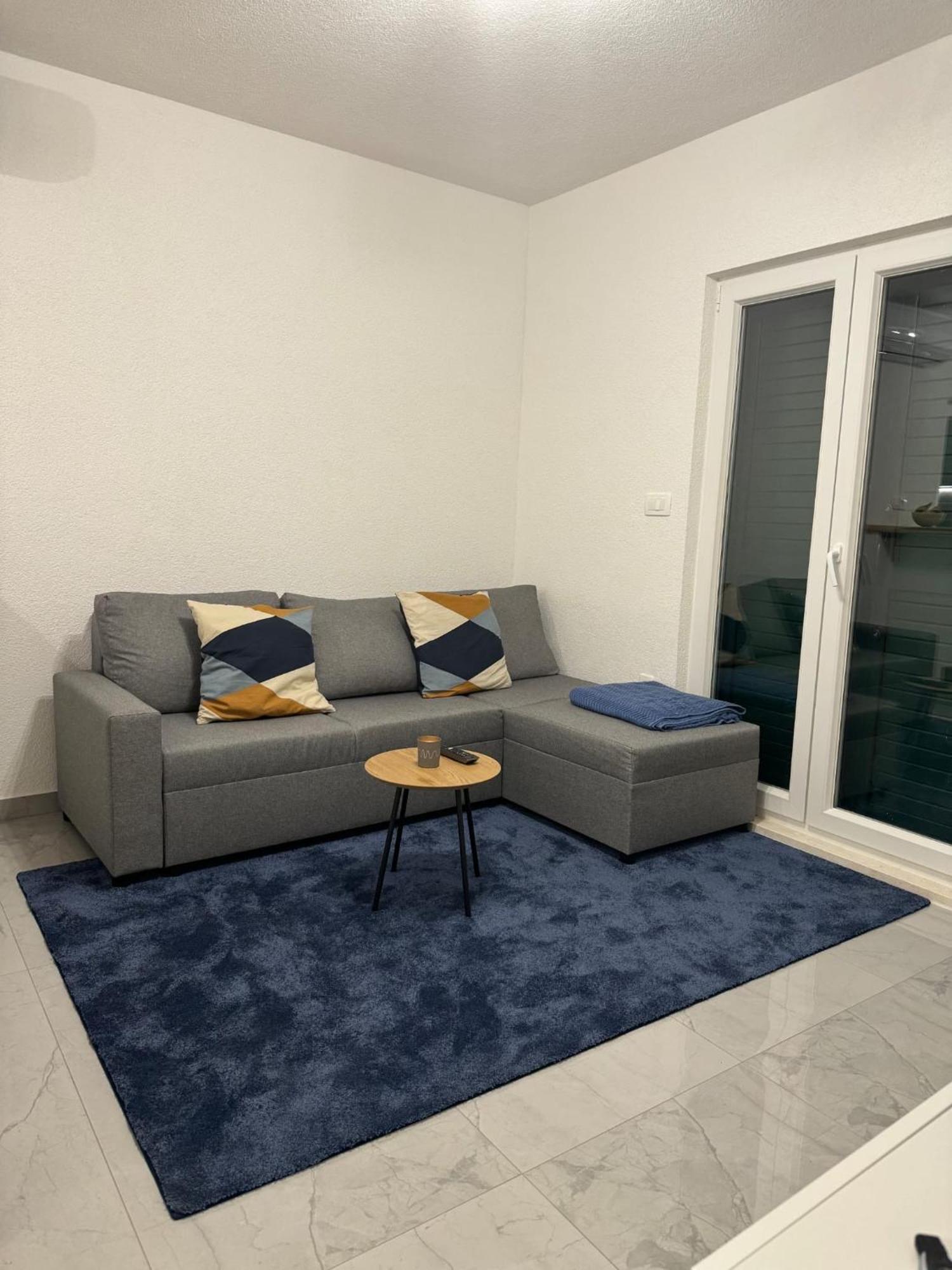Apartment Koko Рогозница Экстерьер фото